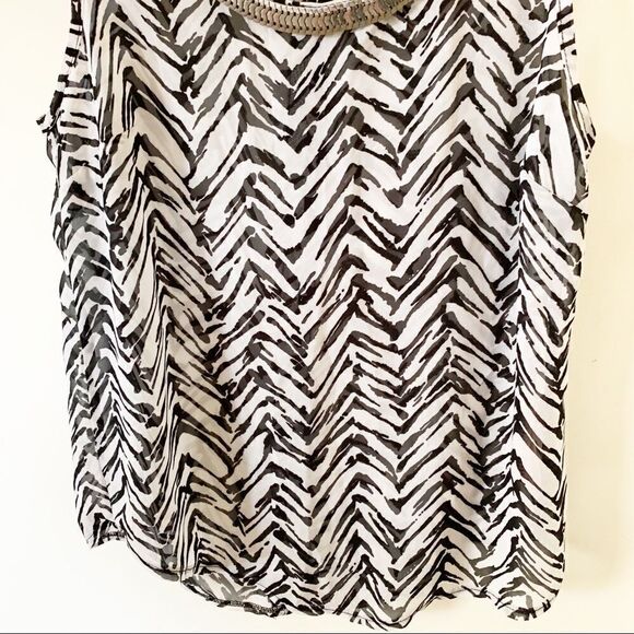 Philosophy Black White Zebra Animal Print Metallic Neck Detail Sleeveles Blouse‎ - Picture 6 of 7